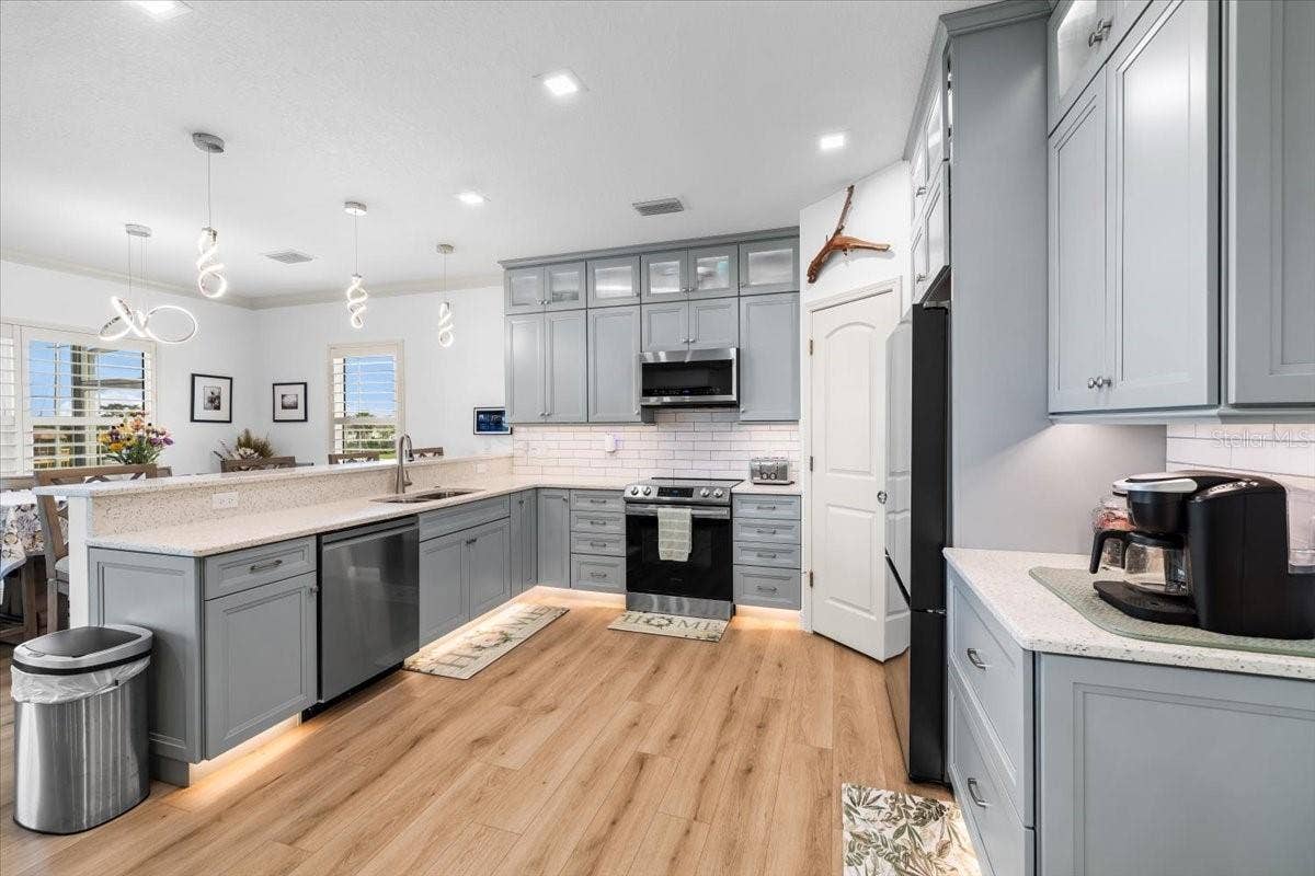 4530 KINGSTON DRIVE, Hernando Beach, FL 34607 4530 KINGSTON DRIVE, Hernando Beach, FL 34607