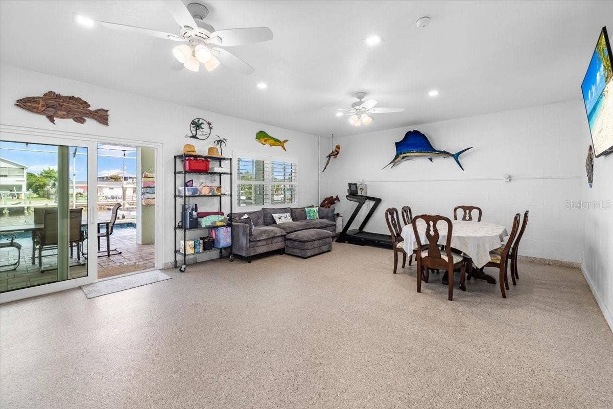 4530 KINGSTON DRIVE, Hernando Beach, FL 34607 4530 KINGSTON DRIVE, Hernando Beach, FL 34607