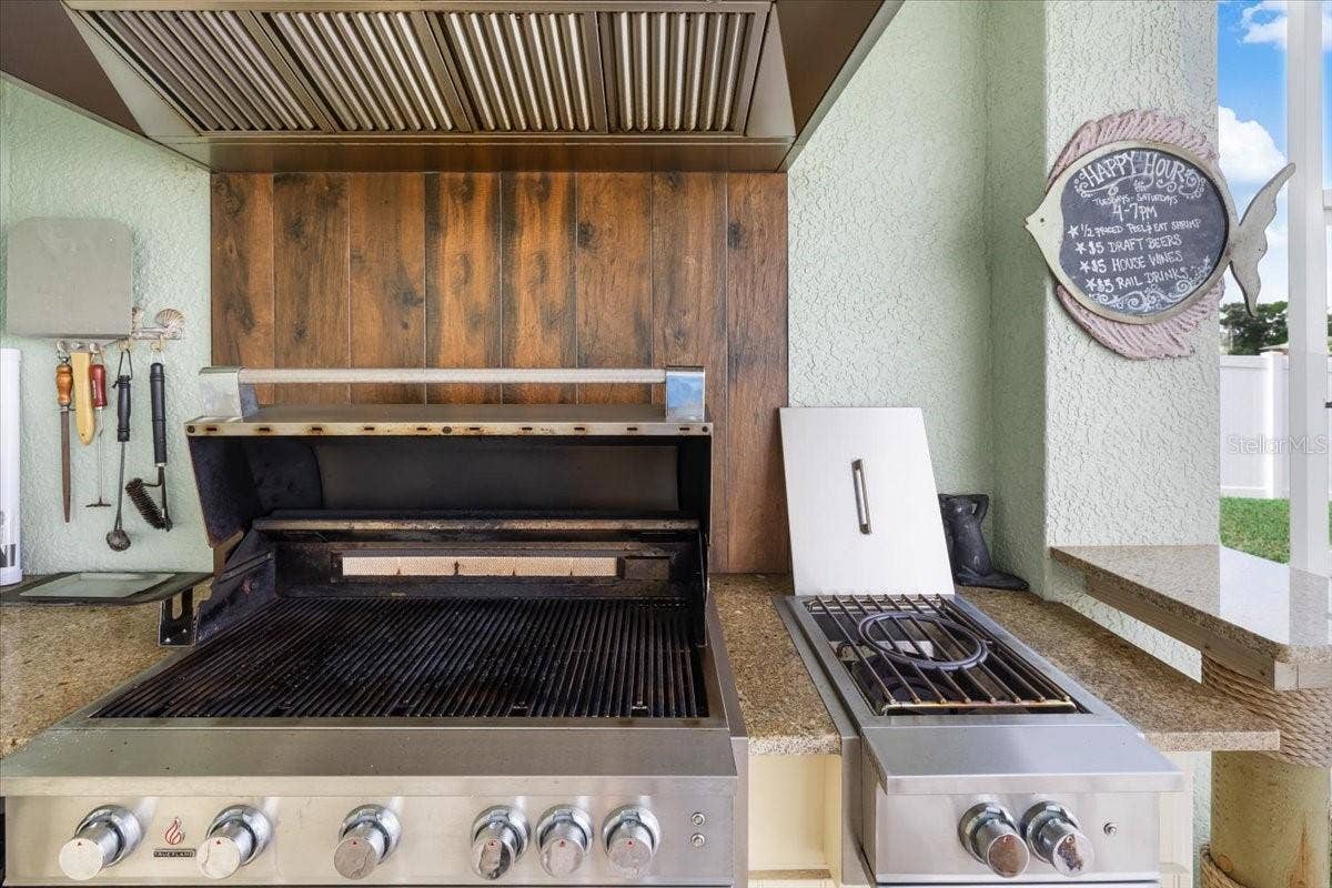 4530 KINGSTON DRIVE, Hernando Beach, FL 34607 4530 KINGSTON DRIVE, Hernando Beach, FL 34607