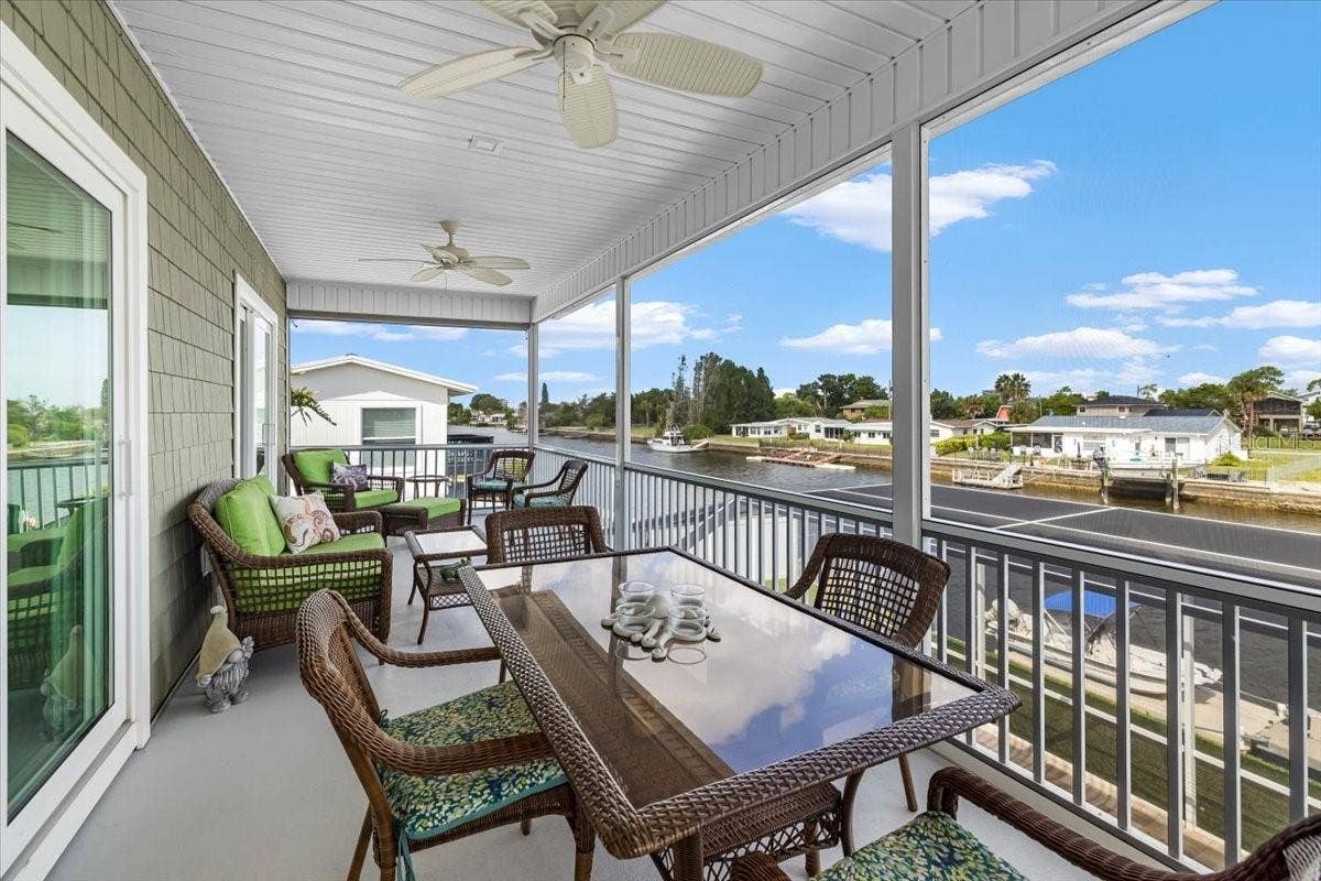 4530 KINGSTON DRIVE, Hernando Beach, FL 34607 4530 KINGSTON DRIVE, Hernando Beach, FL 34607