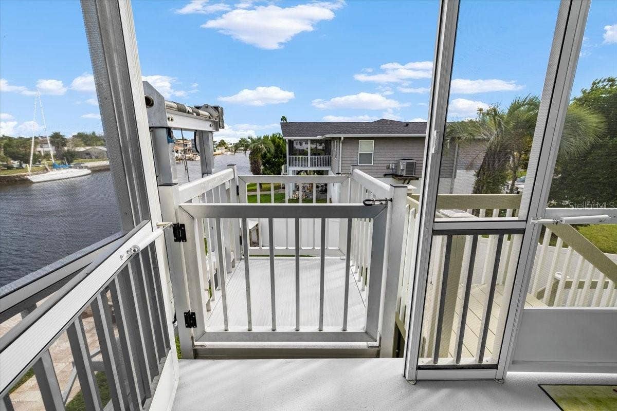 4530 KINGSTON DRIVE, Hernando Beach, FL 34607 4530 KINGSTON DRIVE, Hernando Beach, FL 34607