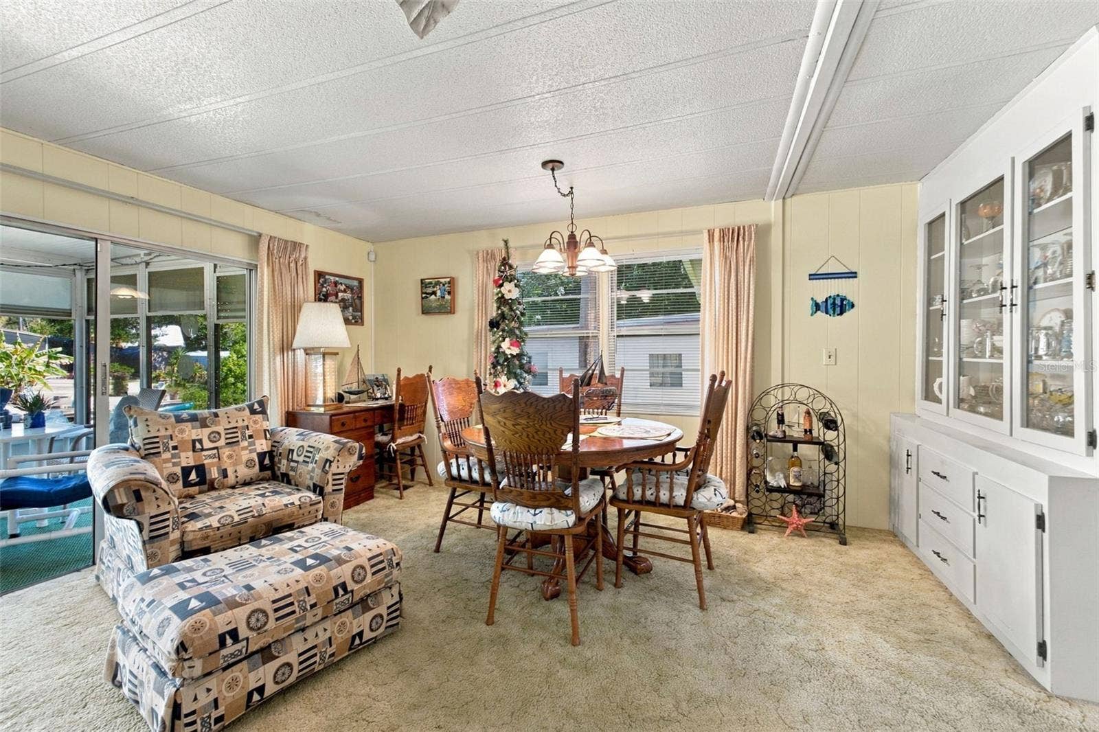 6439 THERESA AVENUE, Weeki Wachee, FL 34607 6439 THERESA AVENUE, Weeki Wachee, FL 34607