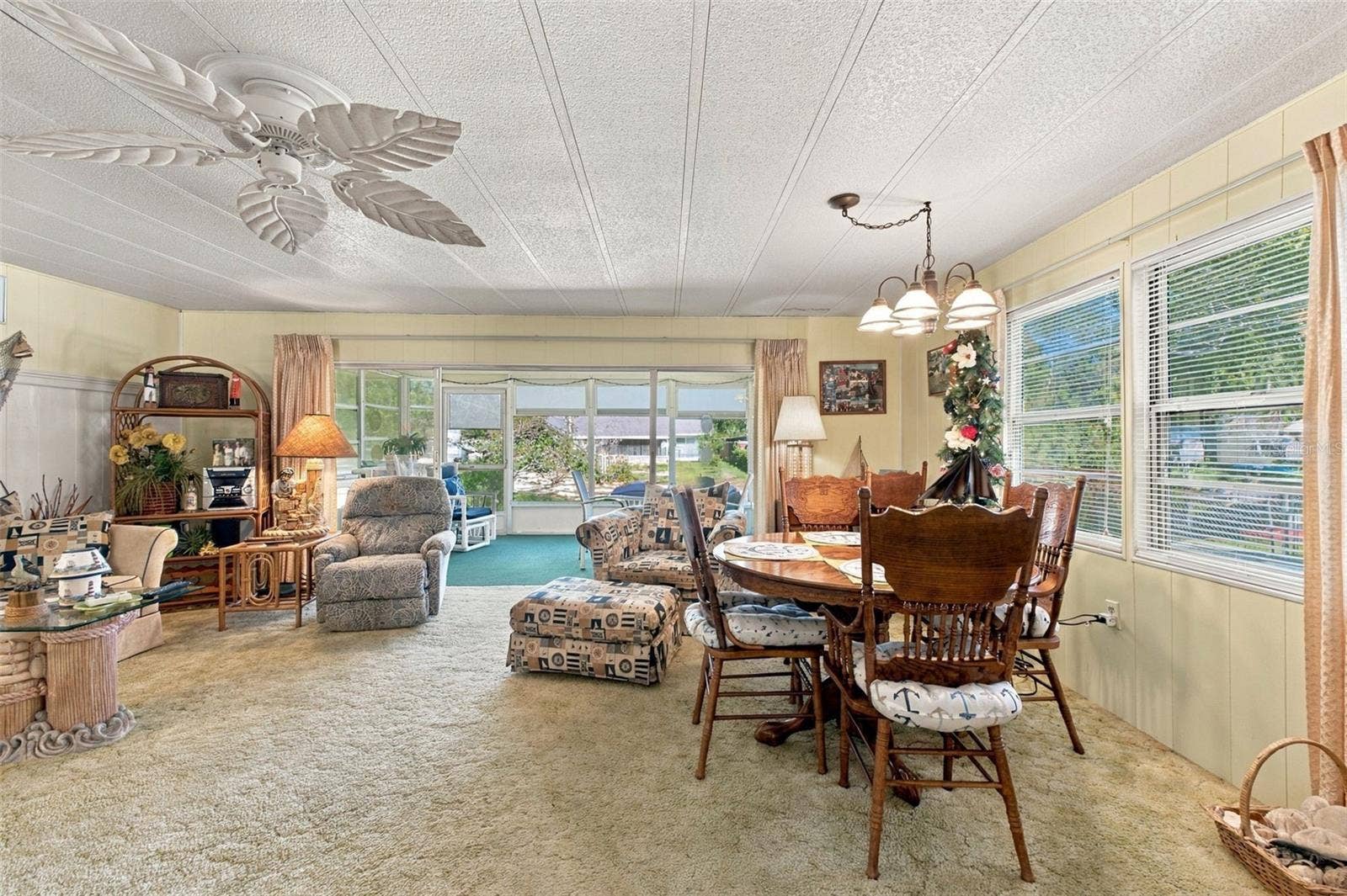6439 THERESA AVENUE, Weeki Wachee, FL 34607 6439 THERESA AVENUE, Weeki Wachee, FL 34607