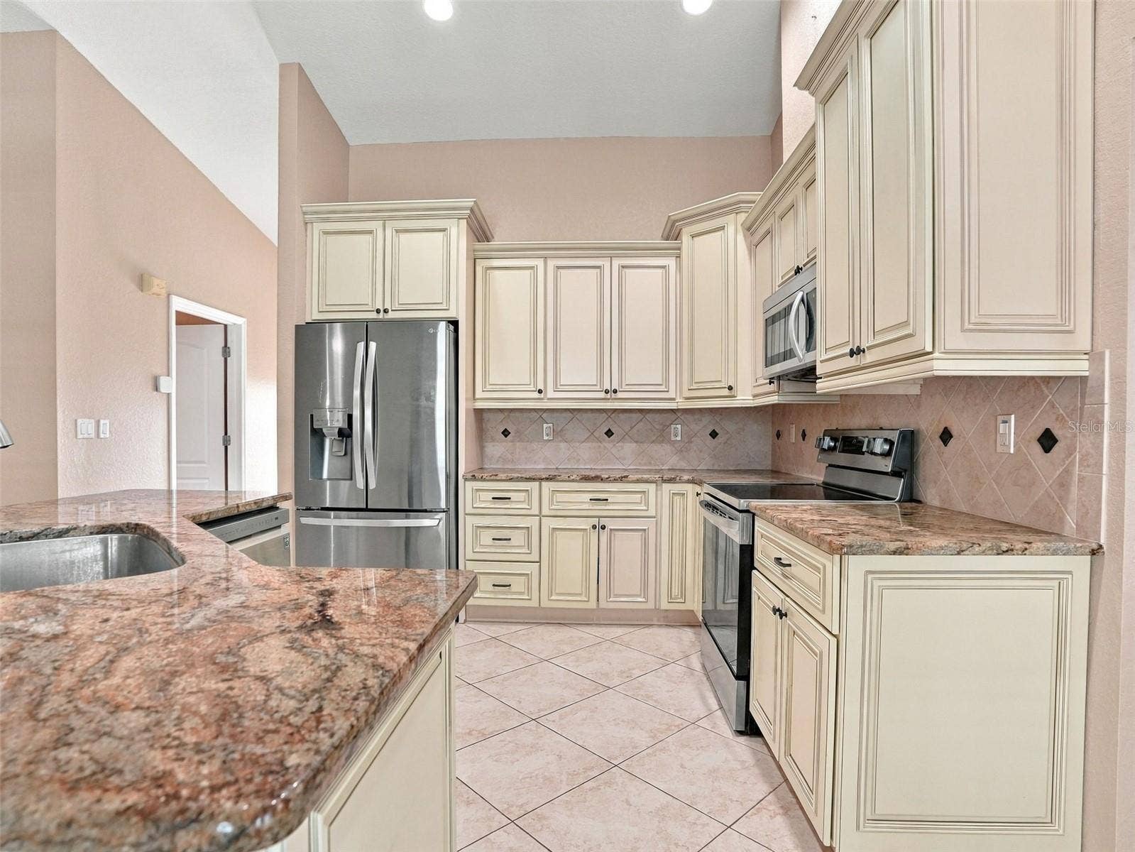 8175 WINDING OAK LANE, Spring Hill, FL 34606 8175 WINDING OAK LANE, Spring Hill, FL 34606