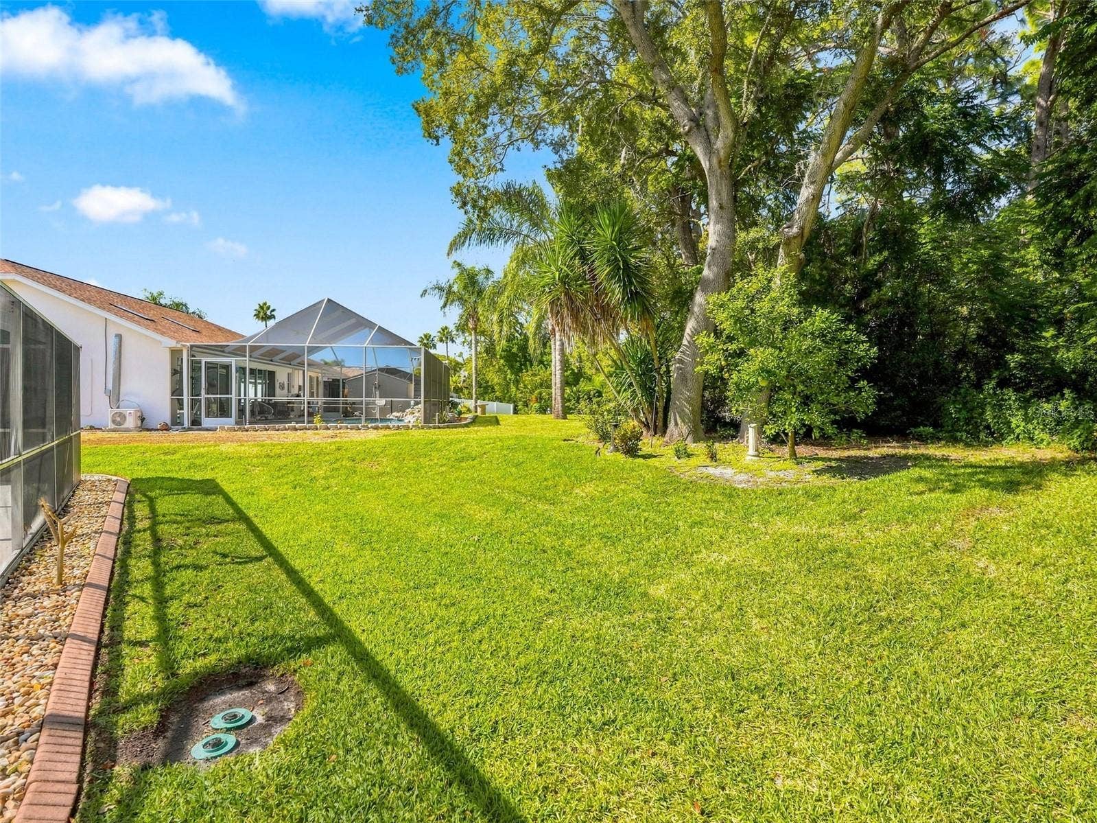 8175 WINDING OAK LANE, Spring Hill, FL 34606 8175 WINDING OAK LANE, Spring Hill, FL 34606