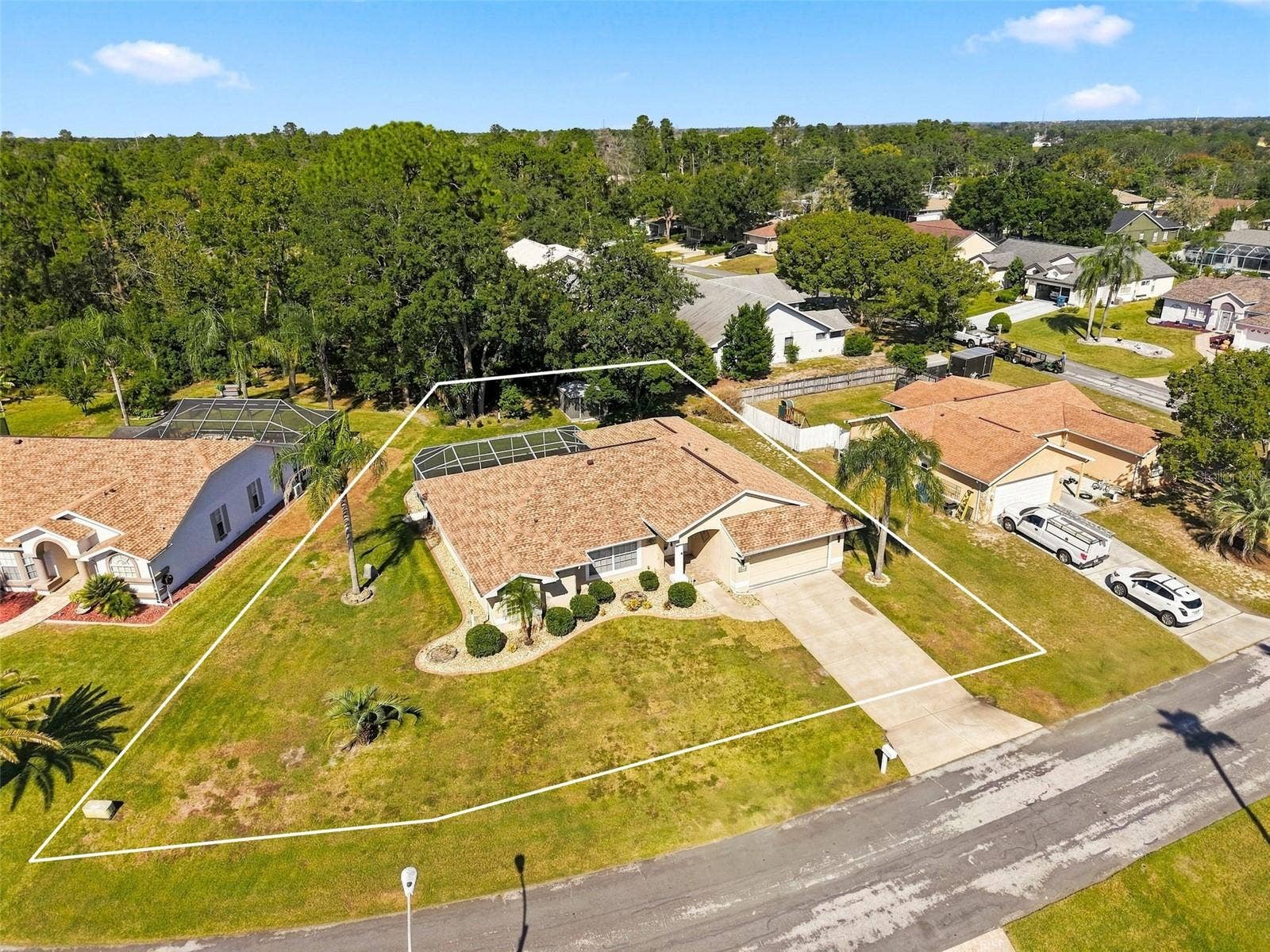 8175 WINDING OAK LANE, Spring Hill, FL 34606 8175 WINDING OAK LANE, Spring Hill, FL 34606