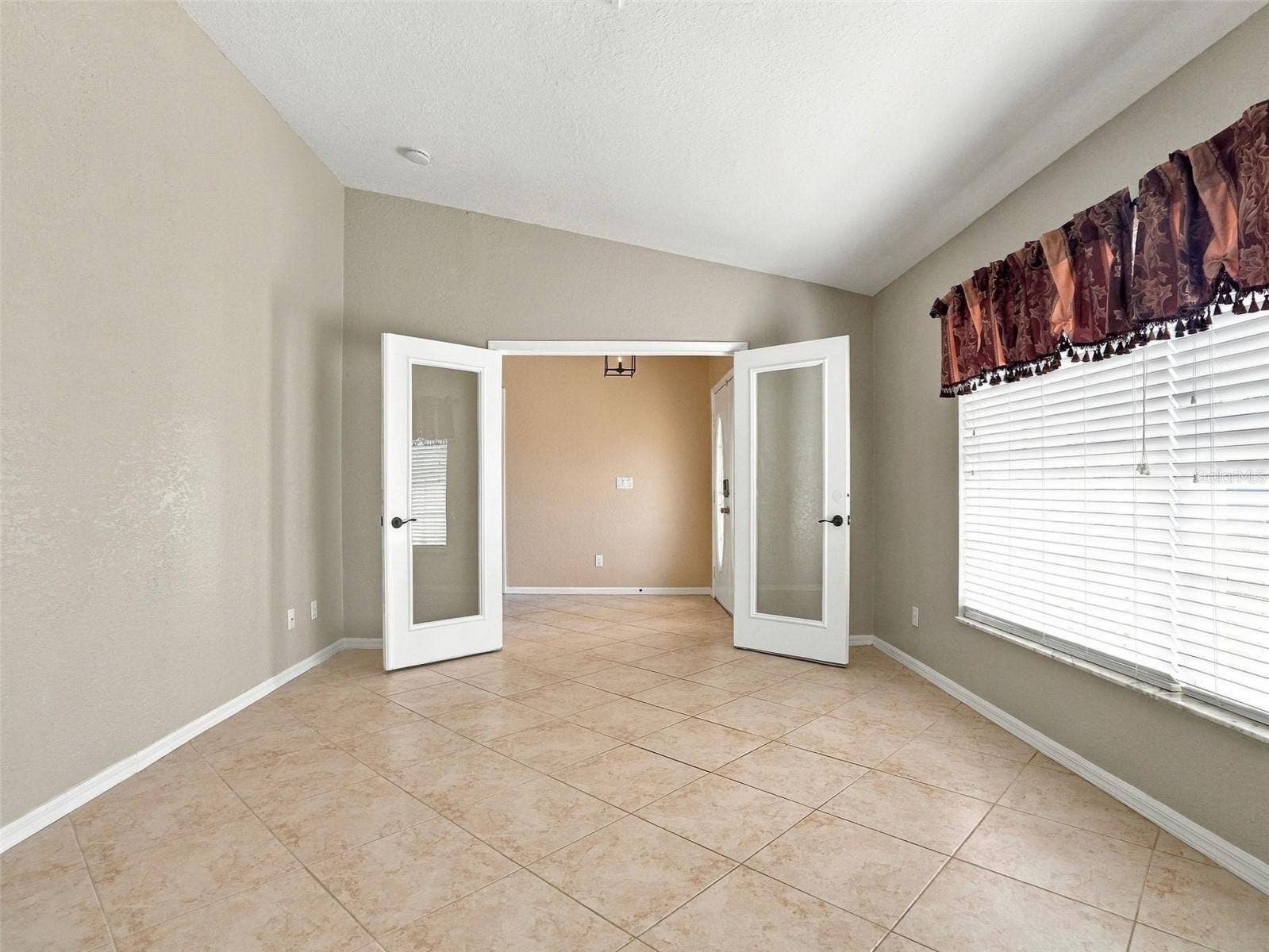 8175 WINDING OAK LANE, Spring Hill, FL 34606 8175 WINDING OAK LANE, Spring Hill, FL 34606