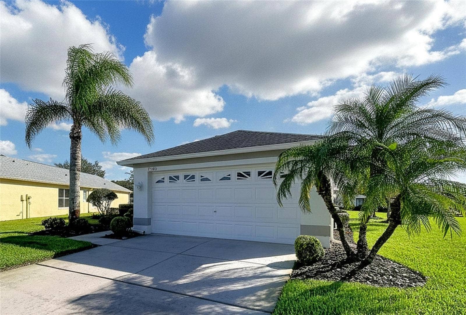 12116 BROADGREEN PLACE, Trinity, FL 34655 Double garage