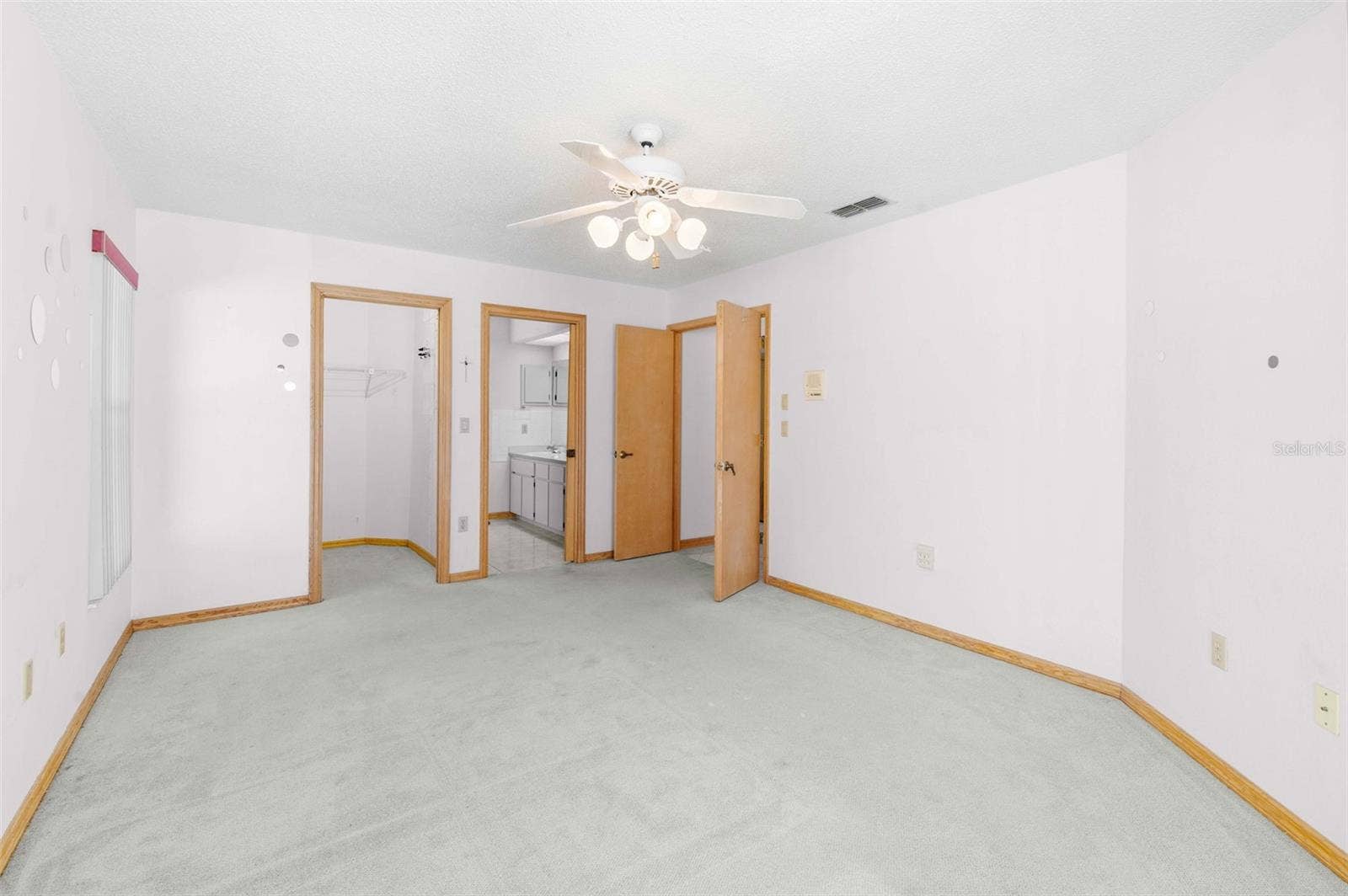 10460 UTAH STREET, Spring Hill, FL 34608 10460 UTAH STREET, Spring Hill, FL 34608