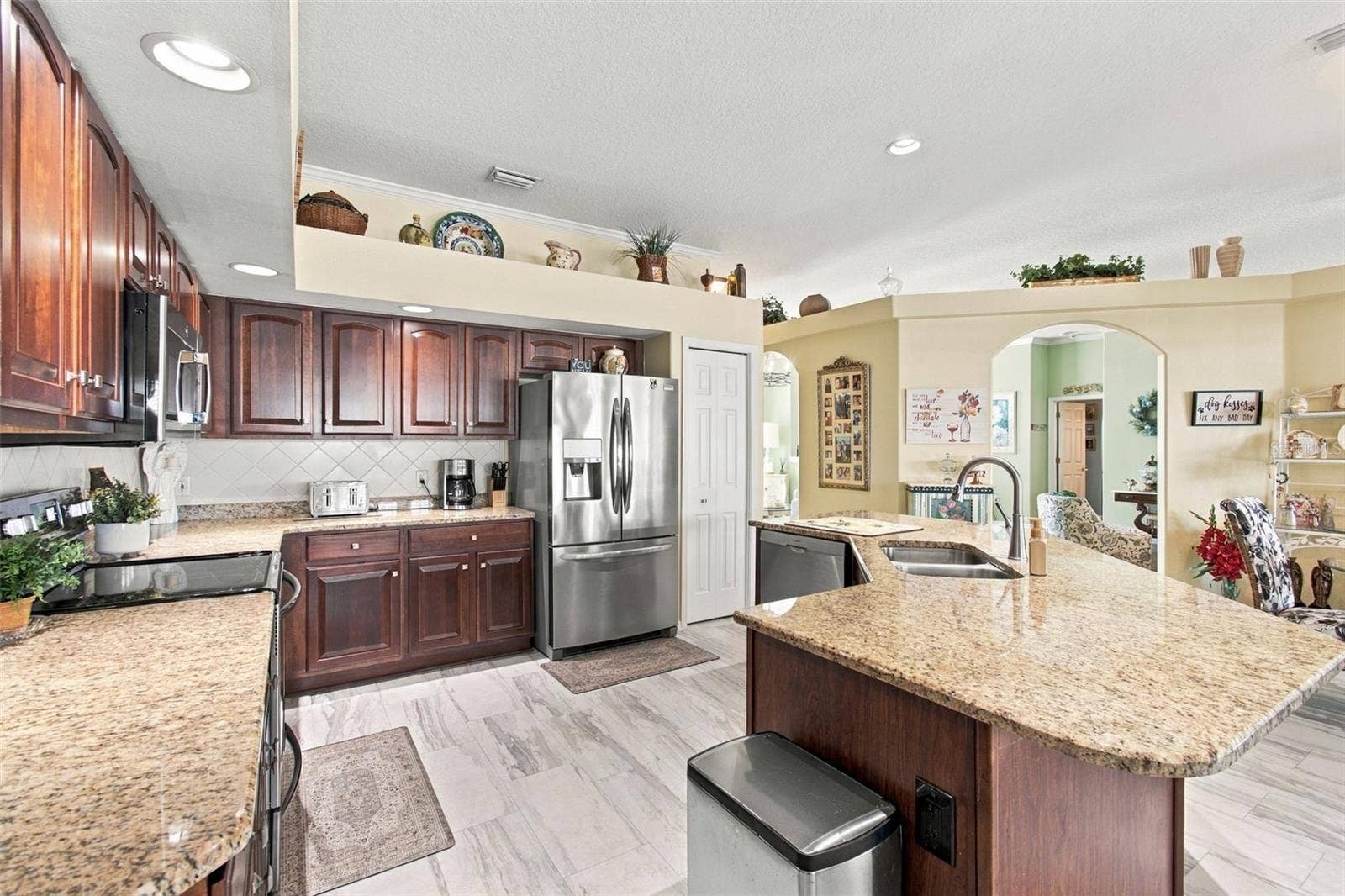 18842 FAIRWAY GREEN DRIVE, Hudson, FL 34667 18842 FAIRWAY GREEN DRIVE, Hudson, FL 34667