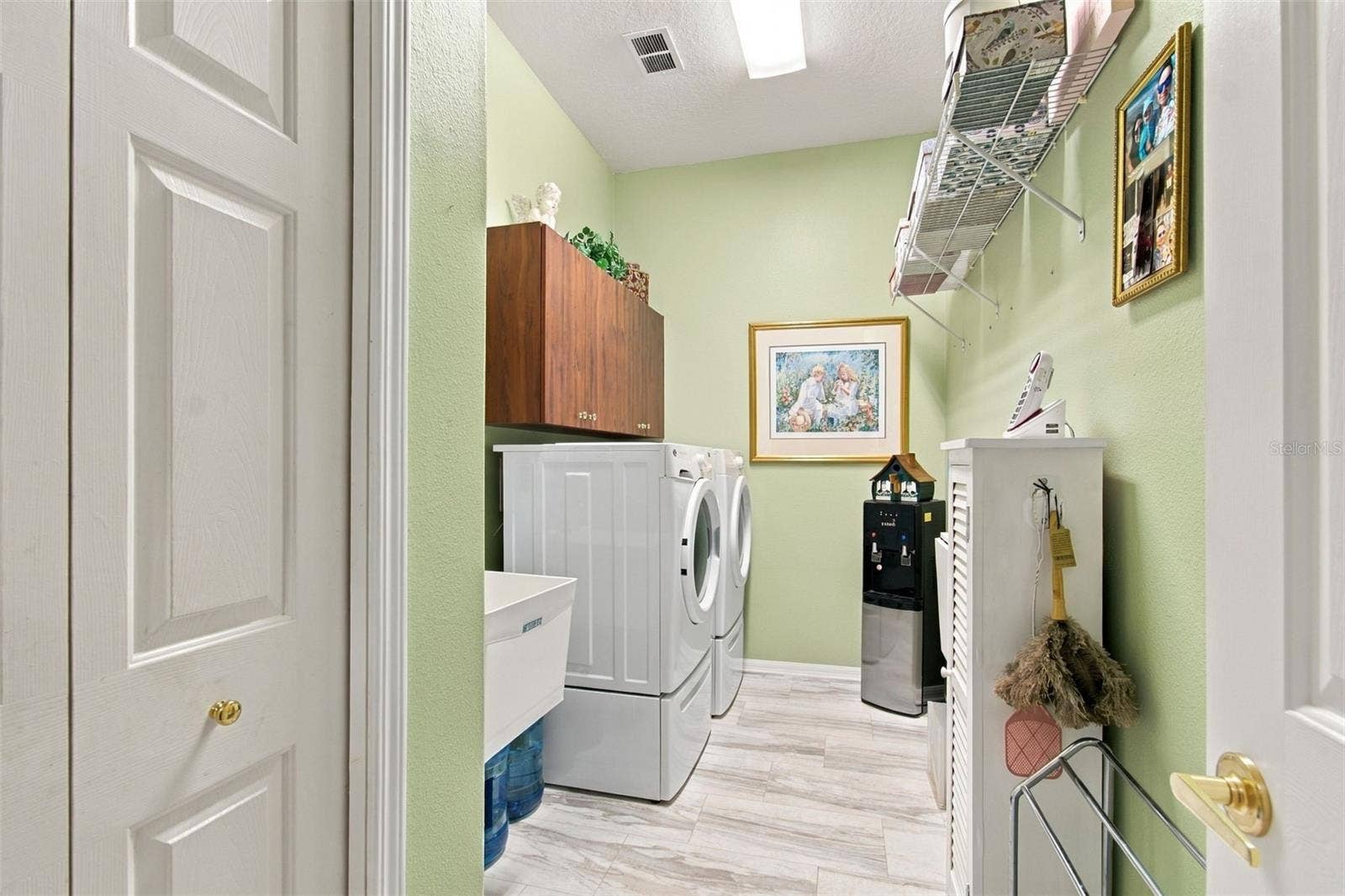 18842 FAIRWAY GREEN DRIVE, Hudson, FL 34667 18842 FAIRWAY GREEN DRIVE, Hudson, FL 34667