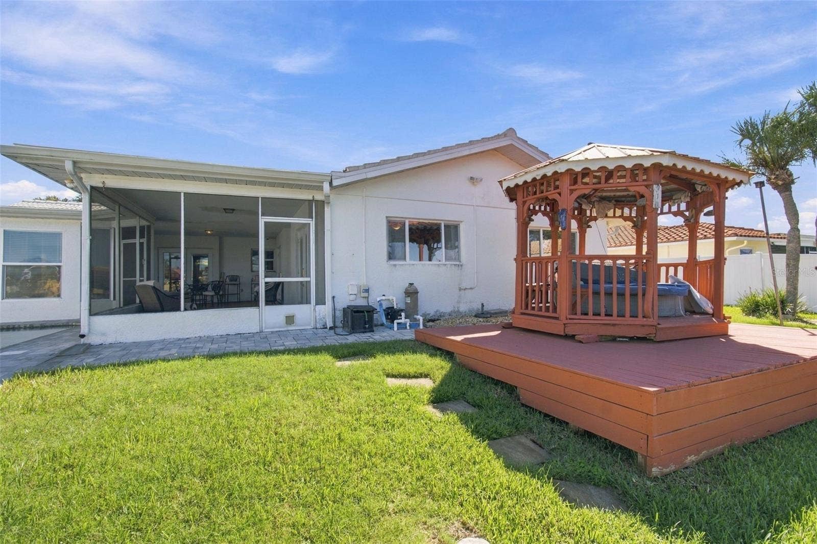 5451 WINDWARD WAY, New Port Richey, FL 34652 5451 WINDWARD WAY, New Port Richey, FL 34652