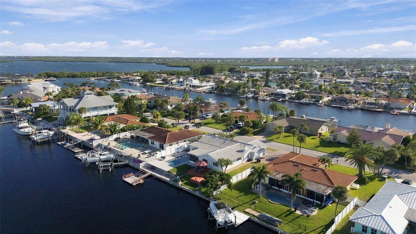5451 WINDWARD WAY, New Port Richey, FL 34652 5451 WINDWARD WAY, New Port Richey, FL 34652