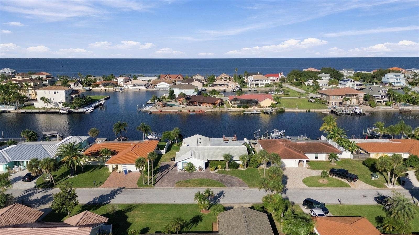 5451 WINDWARD WAY, New Port Richey, FL 34652 5451 WINDWARD WAY, New Port Richey, FL 34652
