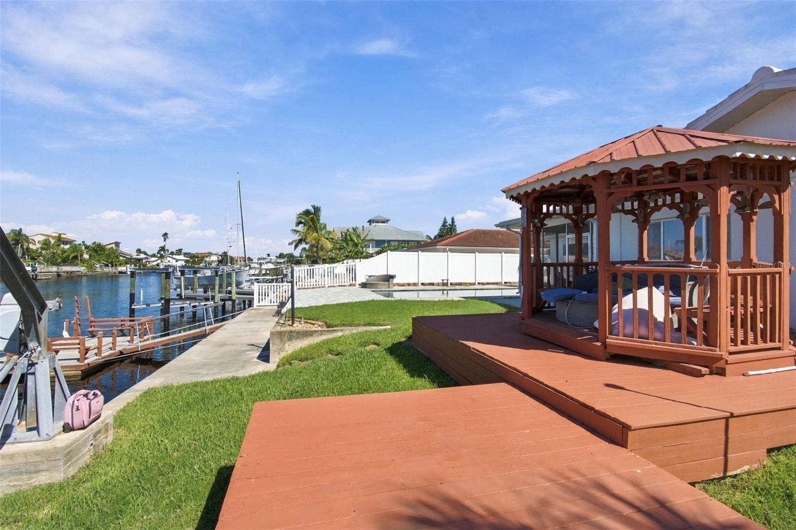5451 WINDWARD WAY, New Port Richey, FL 34652 5451 WINDWARD WAY, New Port Richey, FL 34652