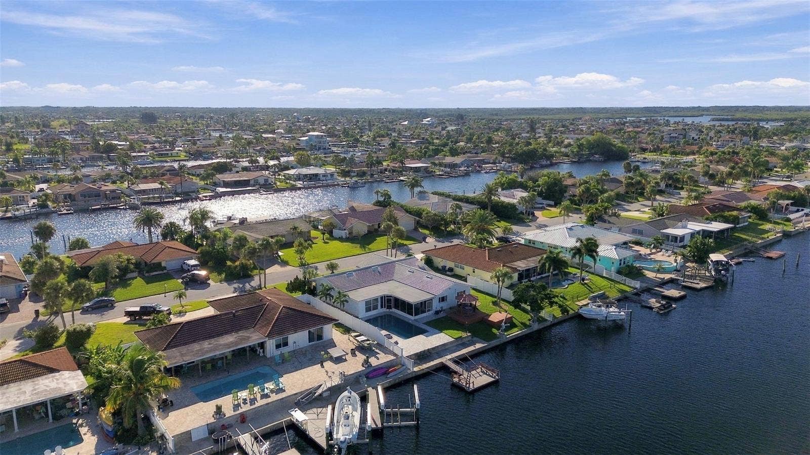 5451 WINDWARD WAY, New Port Richey, FL 34652 5451 WINDWARD WAY, New Port Richey, FL 34652