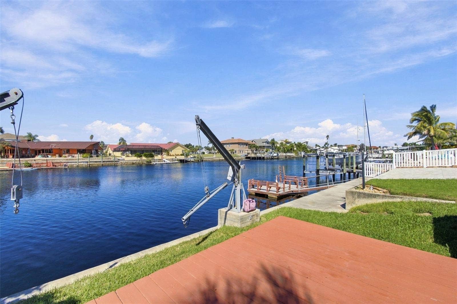 5451 WINDWARD WAY, New Port Richey, FL 34652 5451 WINDWARD WAY, New Port Richey, FL 34652