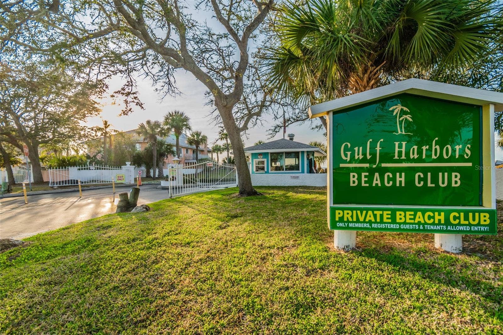 5451 WINDWARD WAY, New Port Richey, FL 34652 5451 WINDWARD WAY, New Port Richey, FL 34652