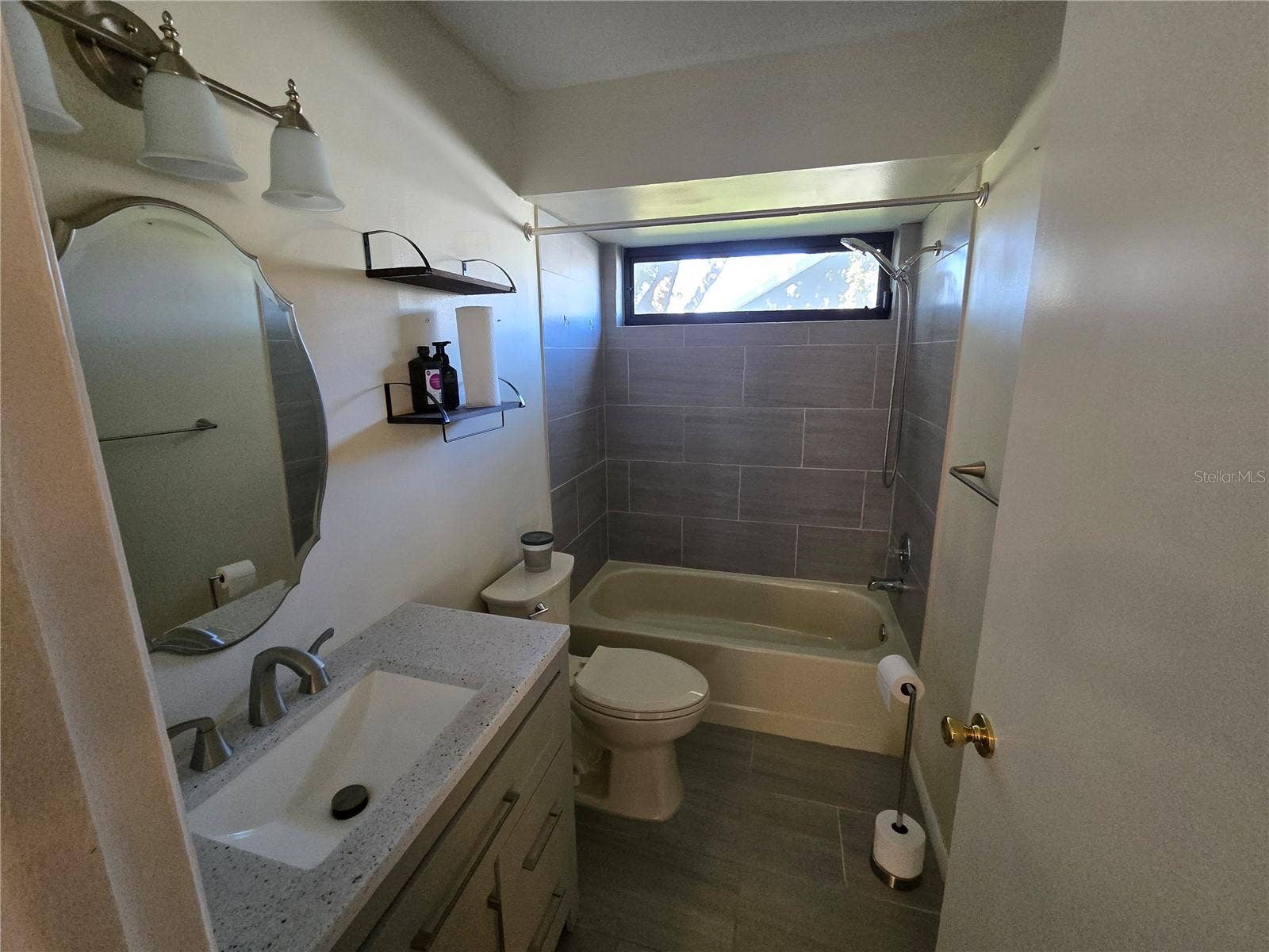 9903 MIDDLECOFF DRIVE, New Port Richey, FL 34655 9903 MIDDLECOFF DRIVE, New Port Richey, FL 34655
