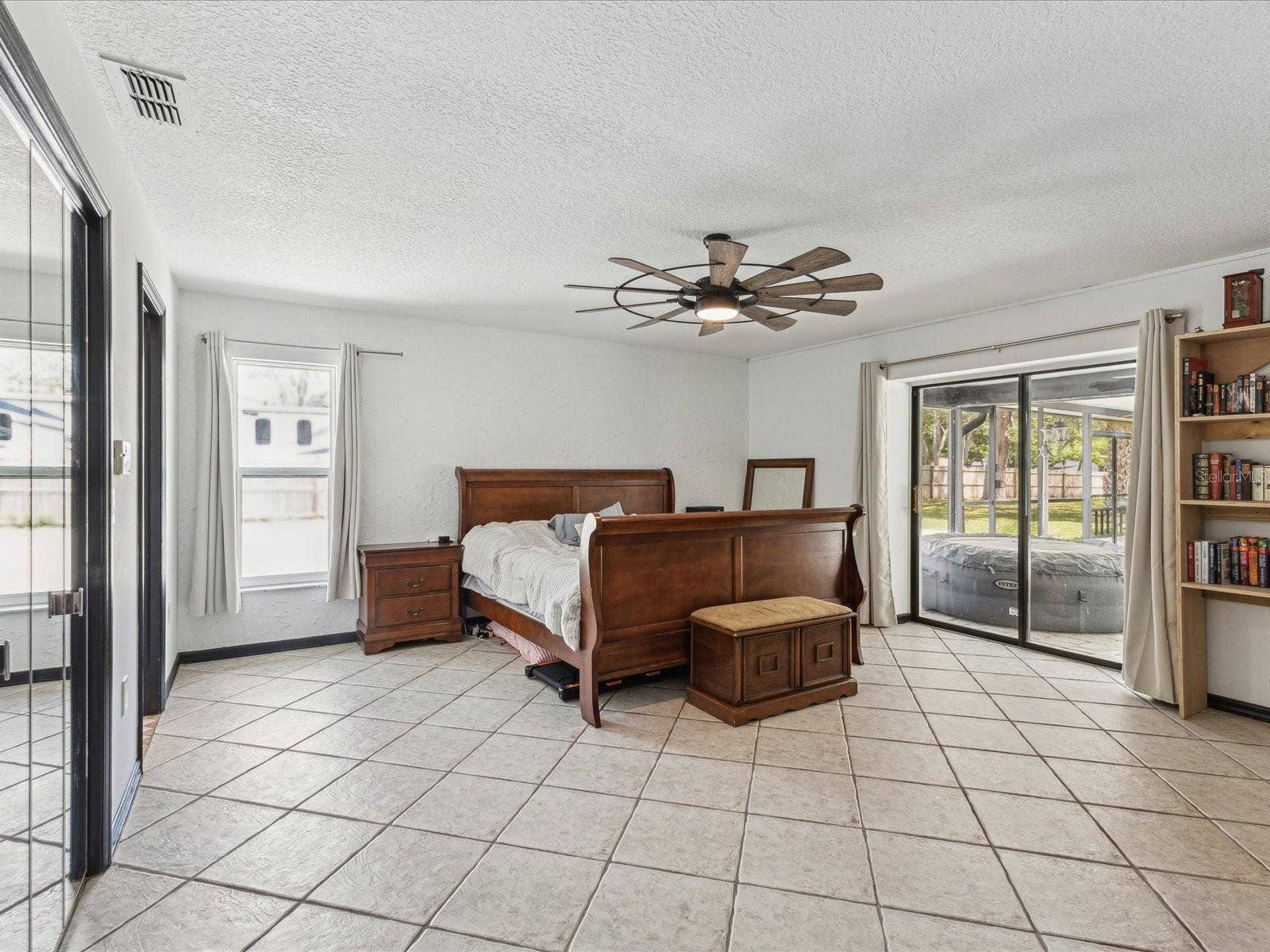 1222 HUNTINGTON AVENUE, Spring Hill, FL 34609 Primary Bedroom
