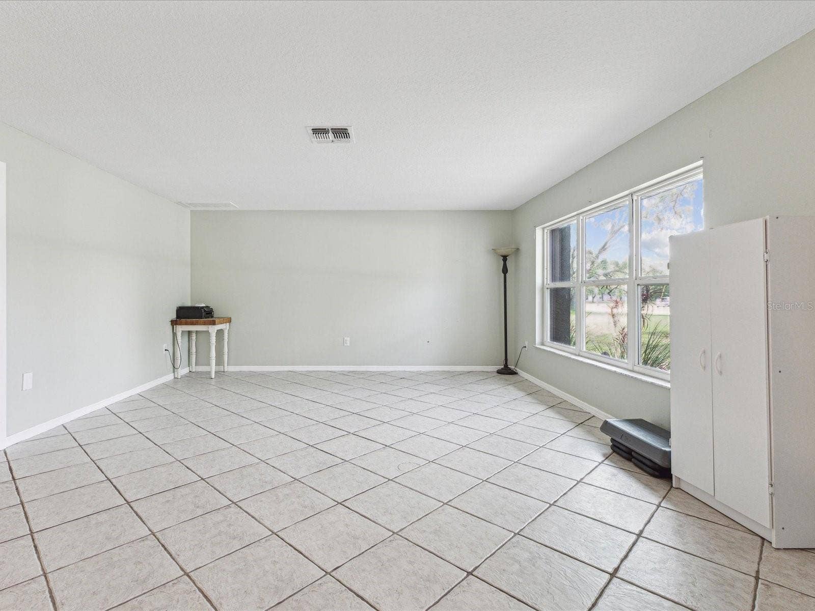 1222 HUNTINGTON AVENUE, Spring Hill, FL 34609 Living Area