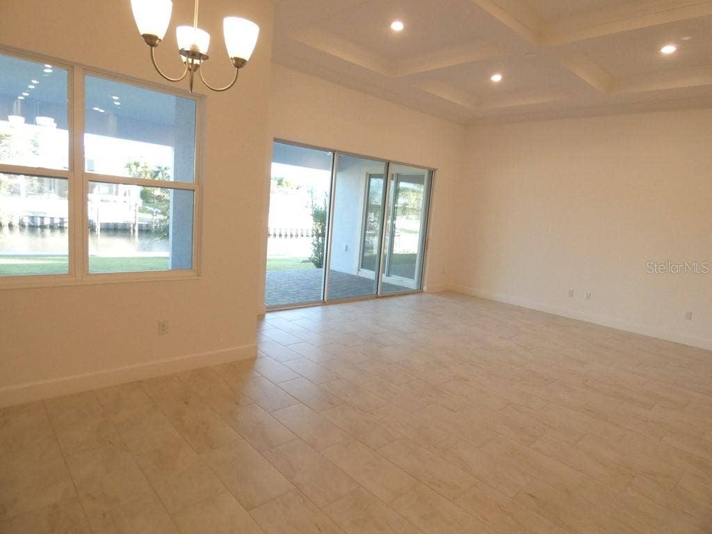 958 SIGNET DRIVE, Apollo Beach, FL 33572 958 SIGNET DRIVE, Apollo Beach, FL 33572