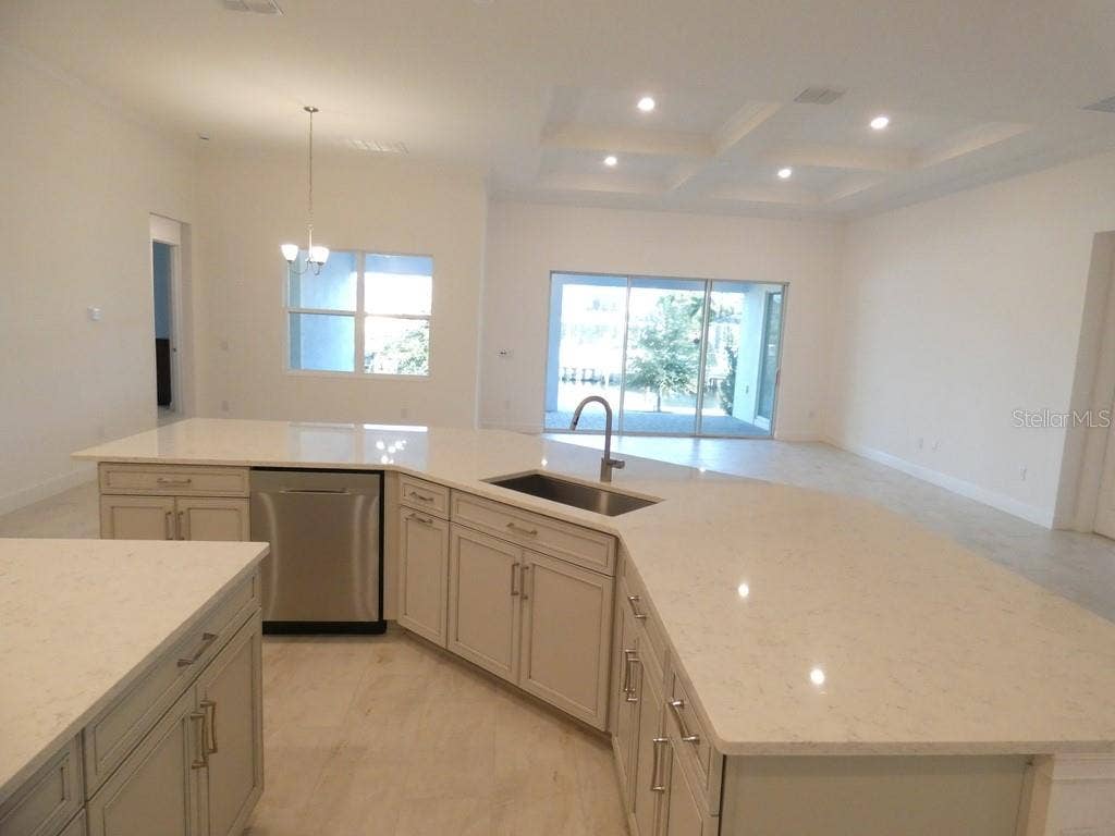 958 SIGNET DRIVE, Apollo Beach, FL 33572 958 SIGNET DRIVE, Apollo Beach, FL 33572