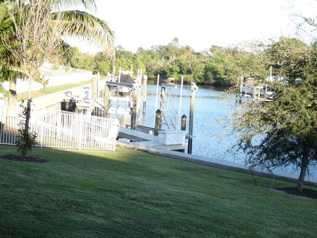 958 SIGNET DRIVE, Apollo Beach, FL 33572 958 SIGNET DRIVE, Apollo Beach, FL 33572
