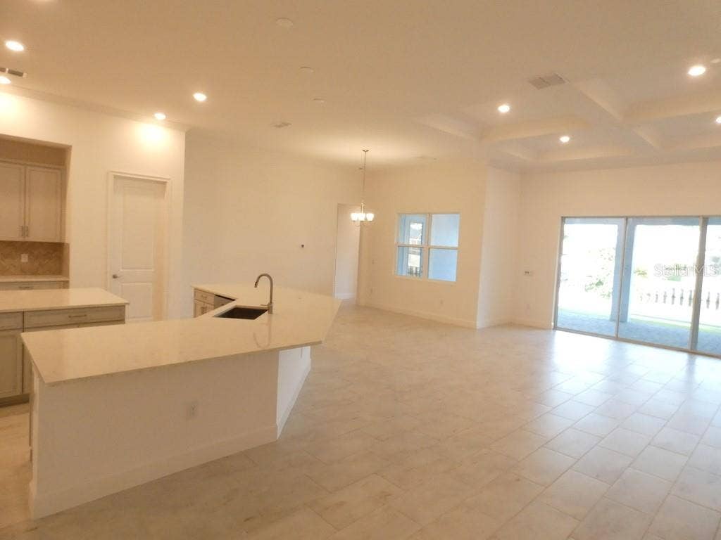 958 SIGNET DRIVE, Apollo Beach, FL 33572 958 SIGNET DRIVE, Apollo Beach, FL 33572