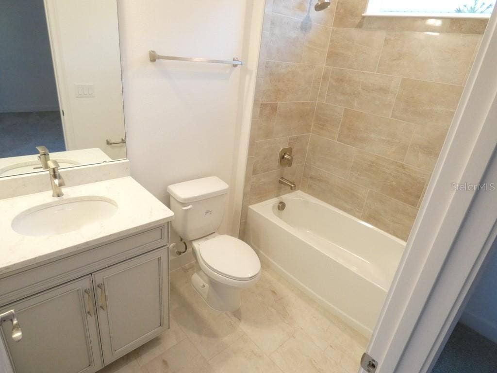 958 SIGNET DRIVE, Apollo Beach, FL 33572 958 SIGNET DRIVE, Apollo Beach, FL 33572