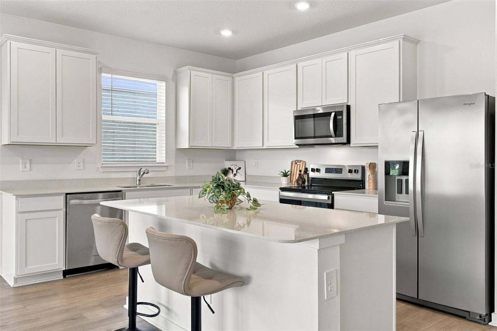 11226 SYCAMORE GLEN LOOP, Thonotosassa, FL 33592 11226 SYCAMORE GLEN LOOP, Thonotosassa, FL 33592