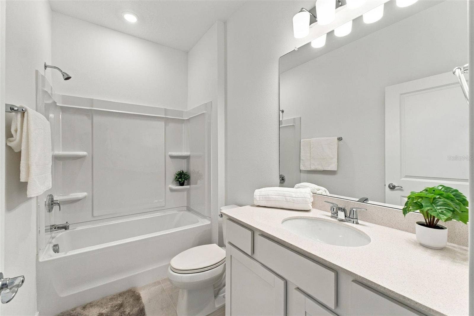 11226 SYCAMORE GLEN LOOP, Thonotosassa, FL 33592 11226 SYCAMORE GLEN LOOP, Thonotosassa, FL 33592