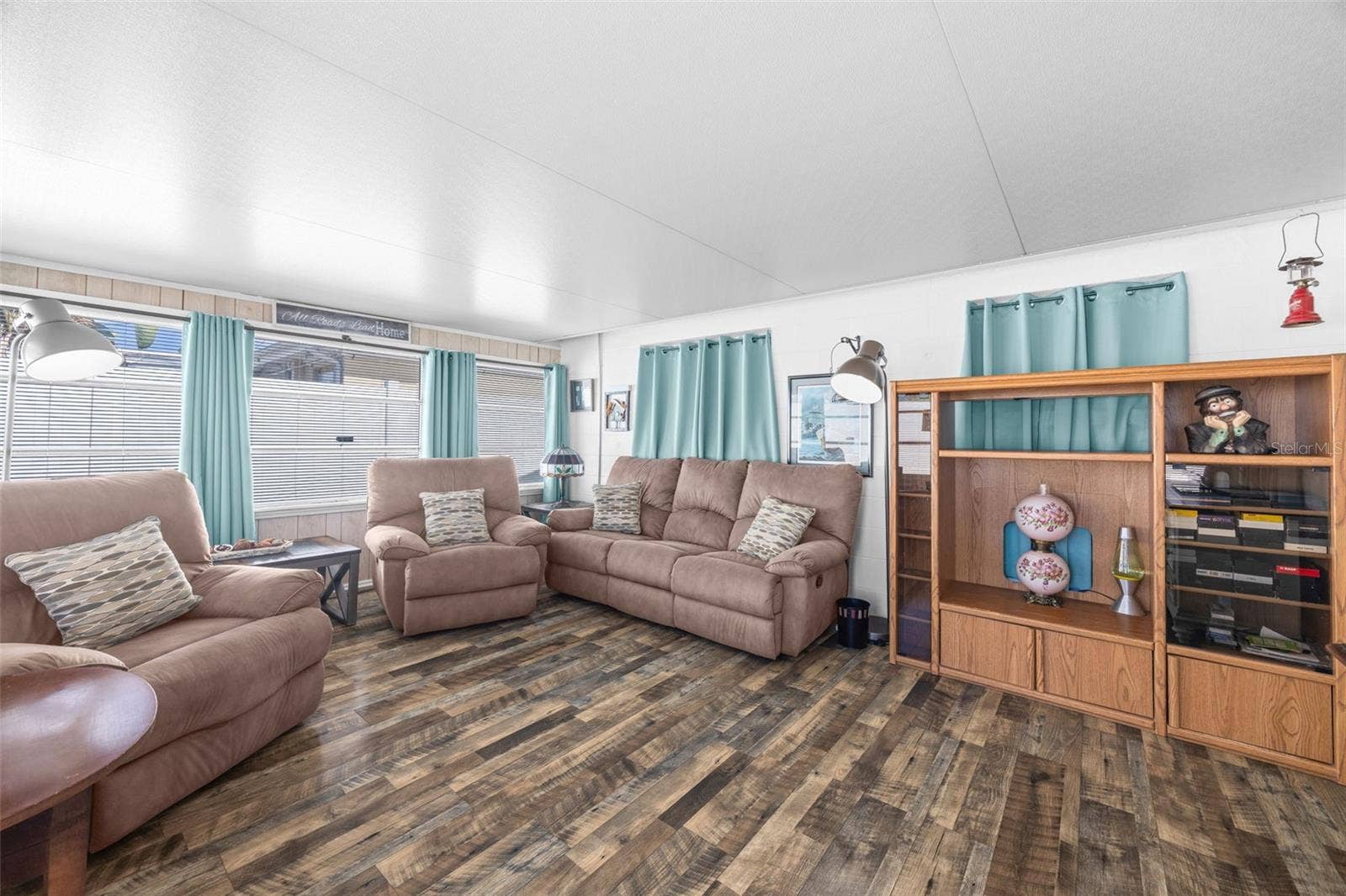 3629 KINGSBURY DRIVE, Holiday, FL 34691 3629 KINGSBURY DRIVE, Holiday, FL 34691