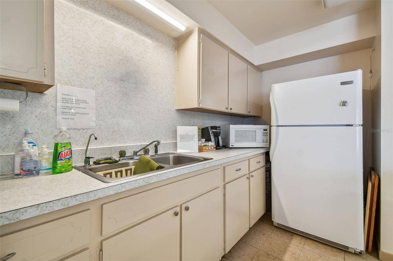 7079 LAFAYETTE N, Pinellas Park, FL 33781 7079 LAFAYETTE N, Pinellas Park, FL 33781
