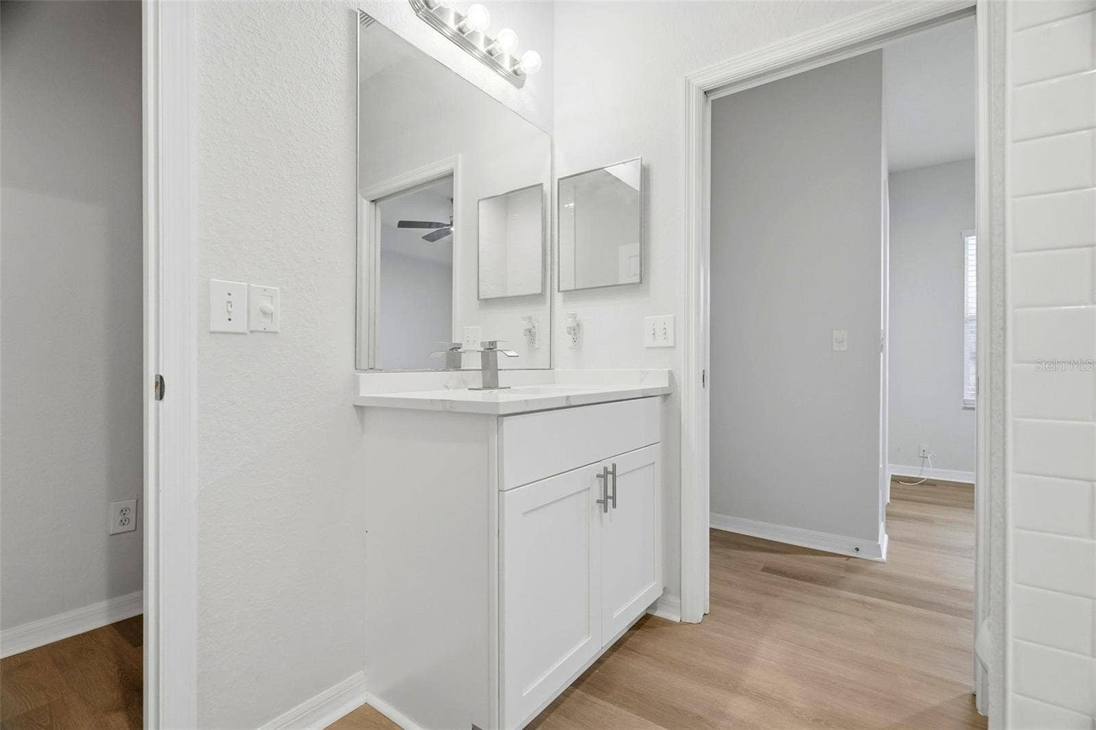 21019 SUNPOINT WAY, #201, Lutz, FL 33558 21019 SUNPOINT WAY, #201, Lutz, FL 33558