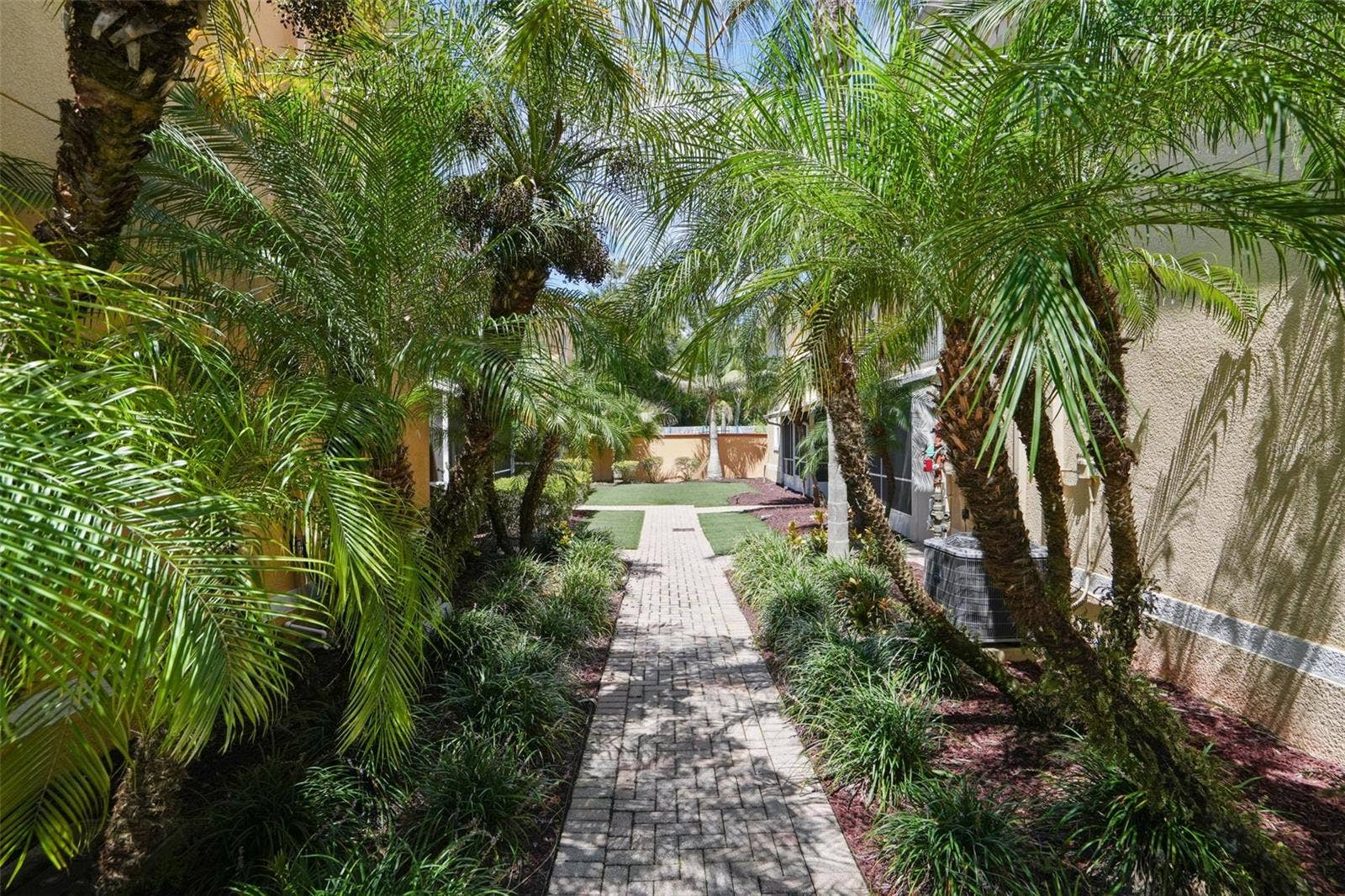 21019 SUNPOINT WAY, #201, Lutz, FL 33558 21019 SUNPOINT WAY, #201, Lutz, FL 33558