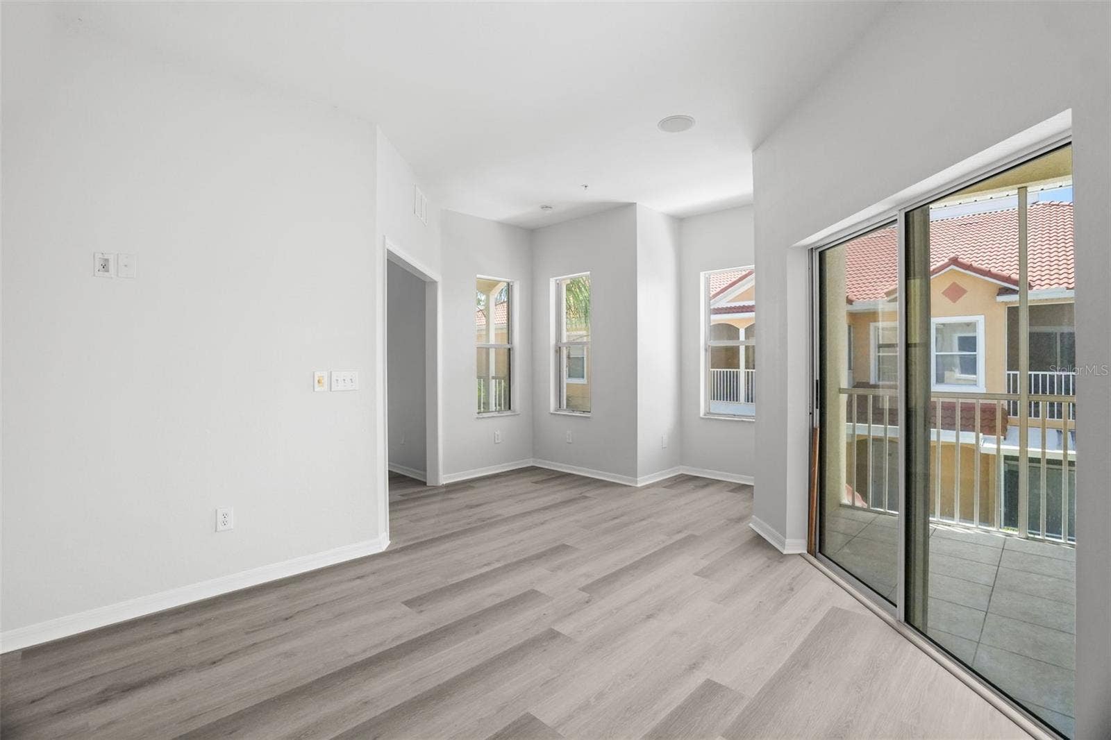 21019 SUNPOINT WAY, #201, Lutz, FL 33558 21019 SUNPOINT WAY, #201, Lutz, FL 33558