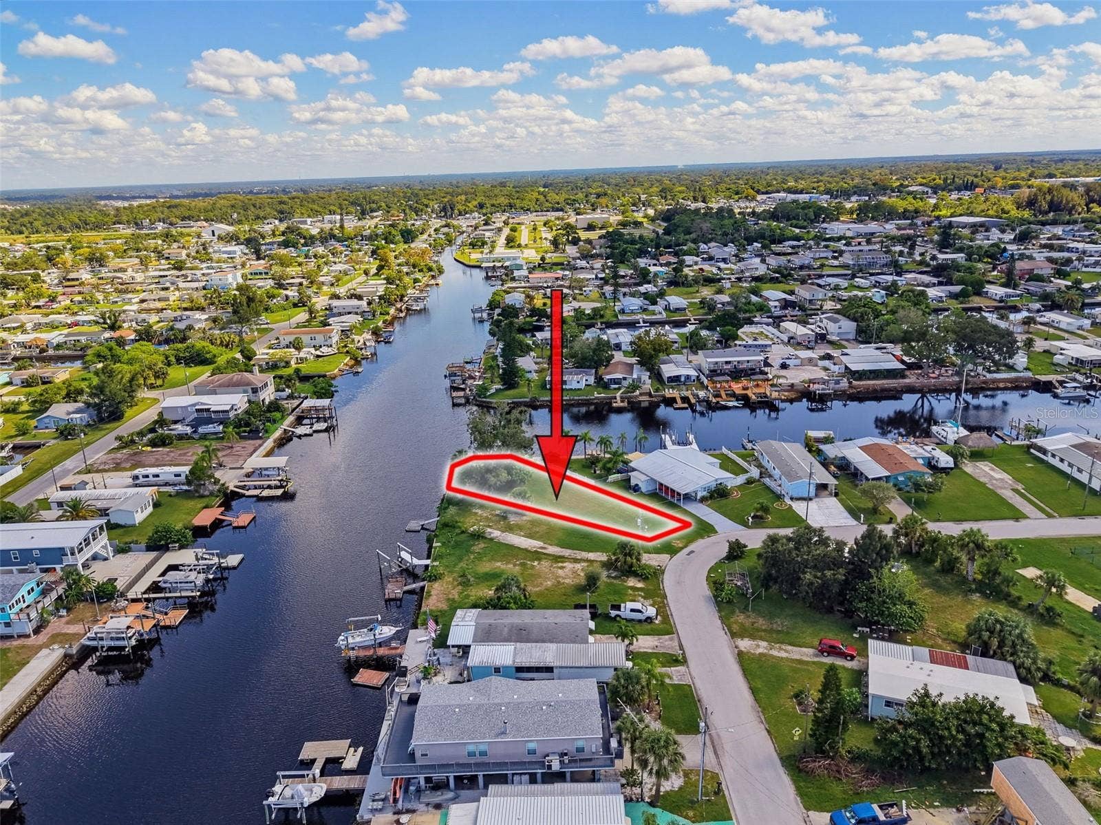 13124 CABIN COURT, Hudson, FL 34667 A LITTLE PIECE OF FLORIDA TO CALL YOUR OWN!
