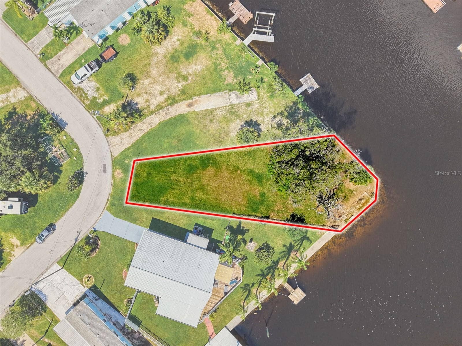 13124 CABIN COURT, Hudson, FL 34667 PREVIOUSLY IMPROVED LOT! Public water, sewer, and electric connections were previously installed
