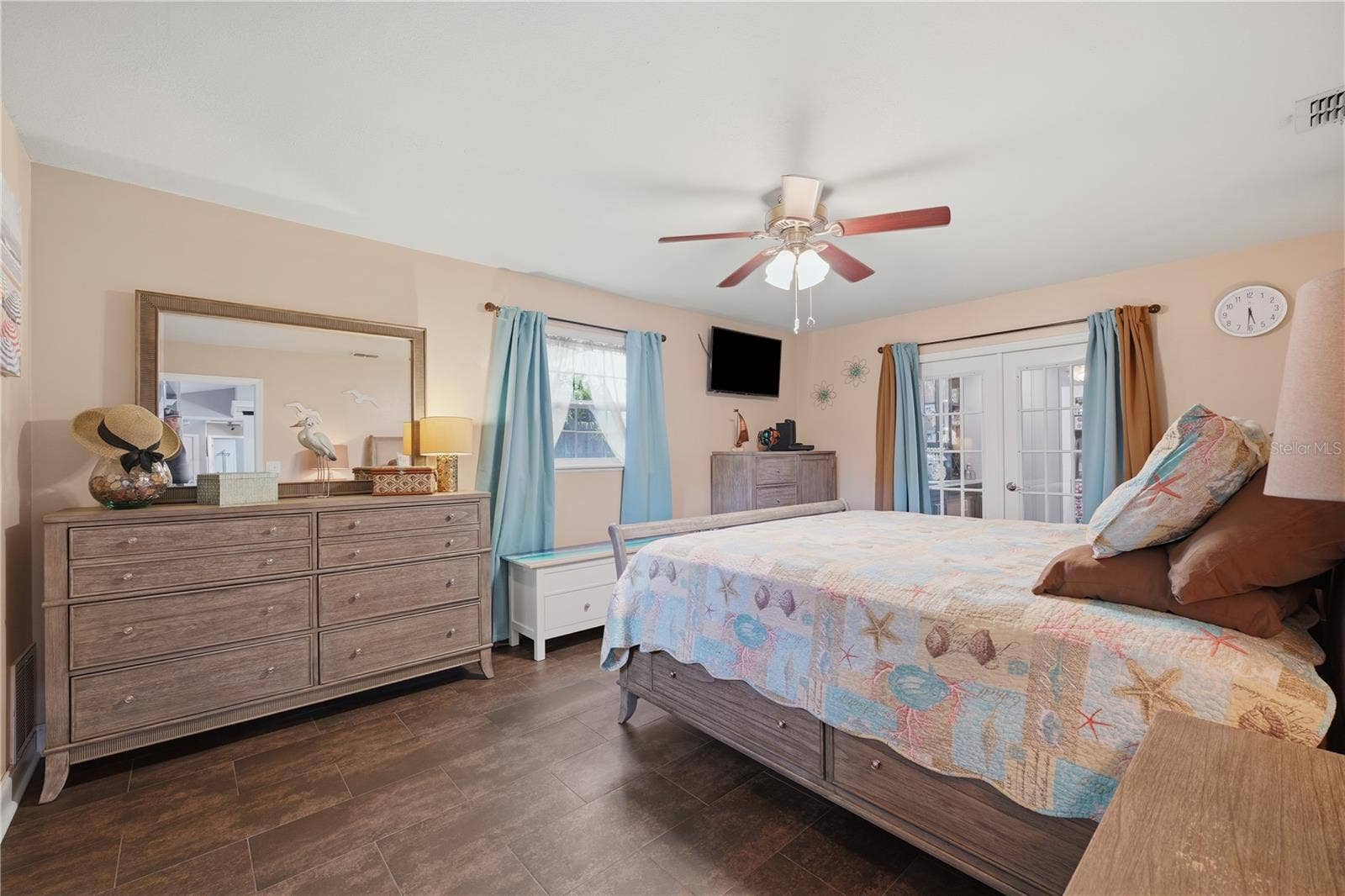2031 NOBLETON AVENUE, Spring Hill, FL 34608 Primary Suite