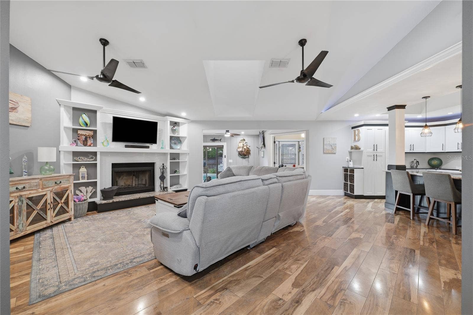 2031 NOBLETON AVENUE, Spring Hill, FL 34608 2031 NOBLETON AVENUE, Spring Hill, FL 34608