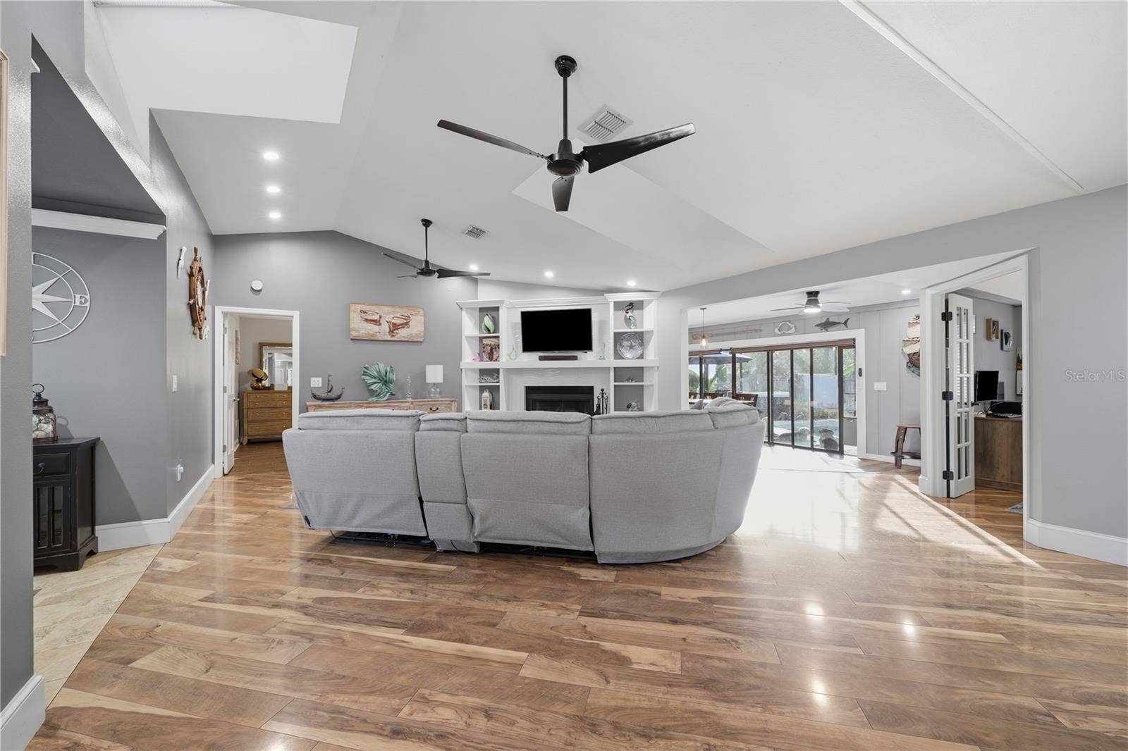 2031 NOBLETON AVENUE, Spring Hill, FL 34608 2031 NOBLETON AVENUE, Spring Hill, FL 34608
