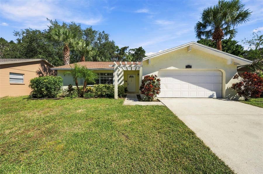 Property photo for 2383 GROVE VALLEY AVENUE, Palm Harbor, FL