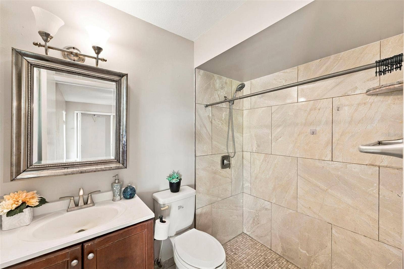 2383 GROVE VALLEY AVENUE, Palm Harbor, FL 34683 2383 GROVE VALLEY AVENUE, Palm Harbor, FL 34683