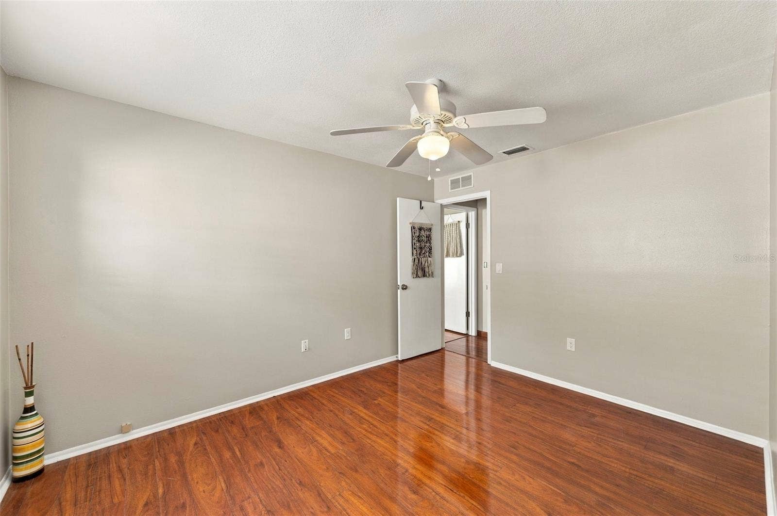 2383 GROVE VALLEY AVENUE, Palm Harbor, FL 34683 2383 GROVE VALLEY AVENUE, Palm Harbor, FL 34683