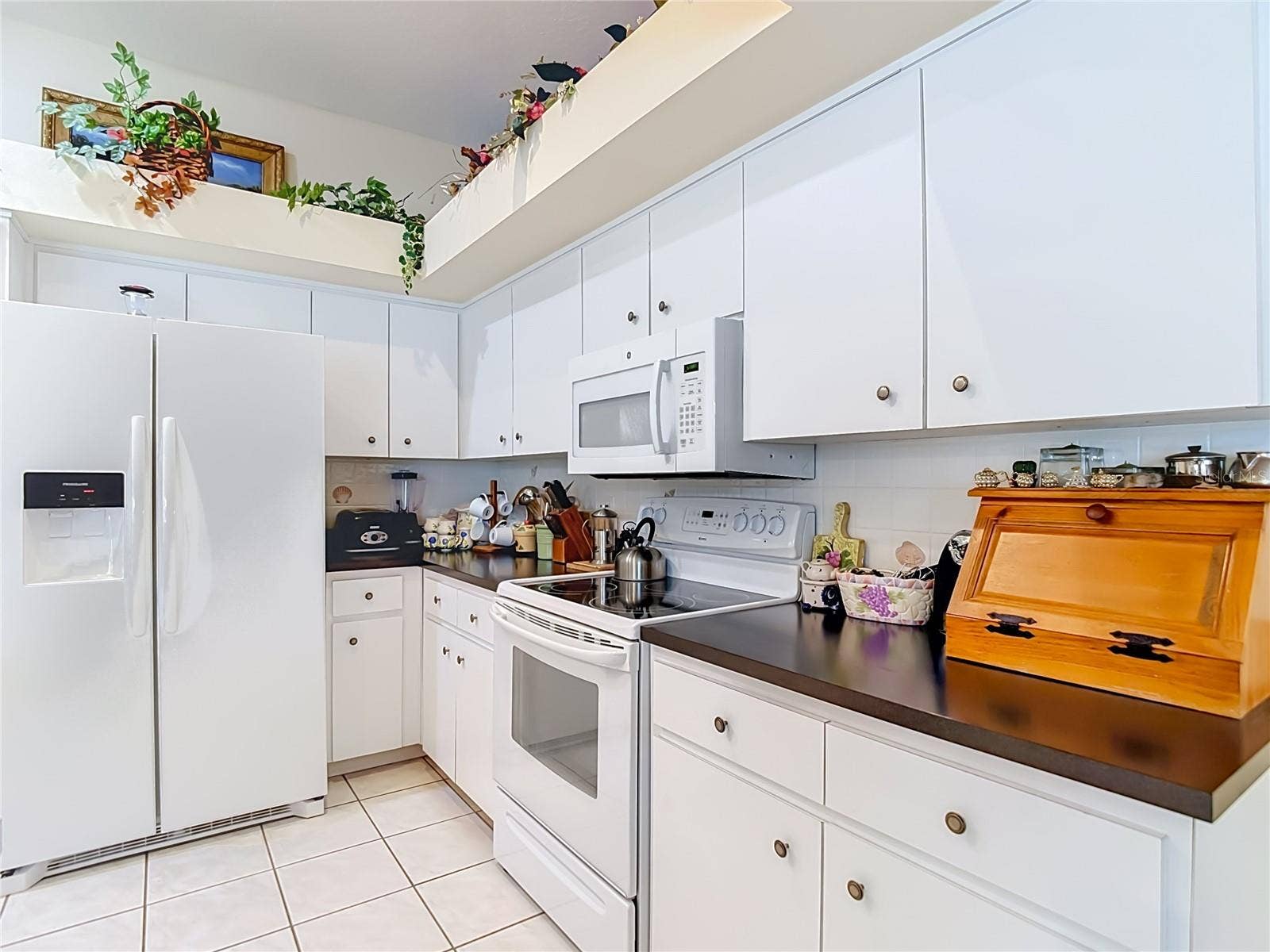 10033 FOUNTAIN COURT, New Port Richey, FL 34654 10033 FOUNTAIN COURT, New Port Richey, FL 34654