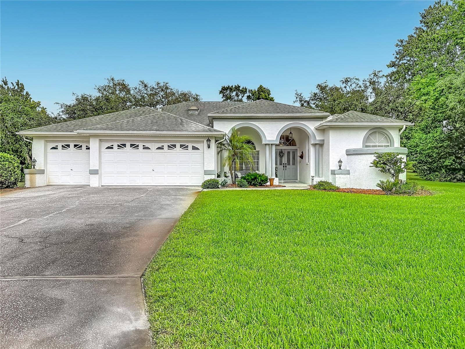 10033 FOUNTAIN COURT, New Port Richey, FL 34654 10033 FOUNTAIN COURT, New Port Richey, FL 34654