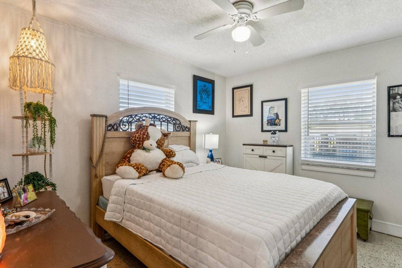 1044 SAVOY COURT, Spring Hill, FL 34606