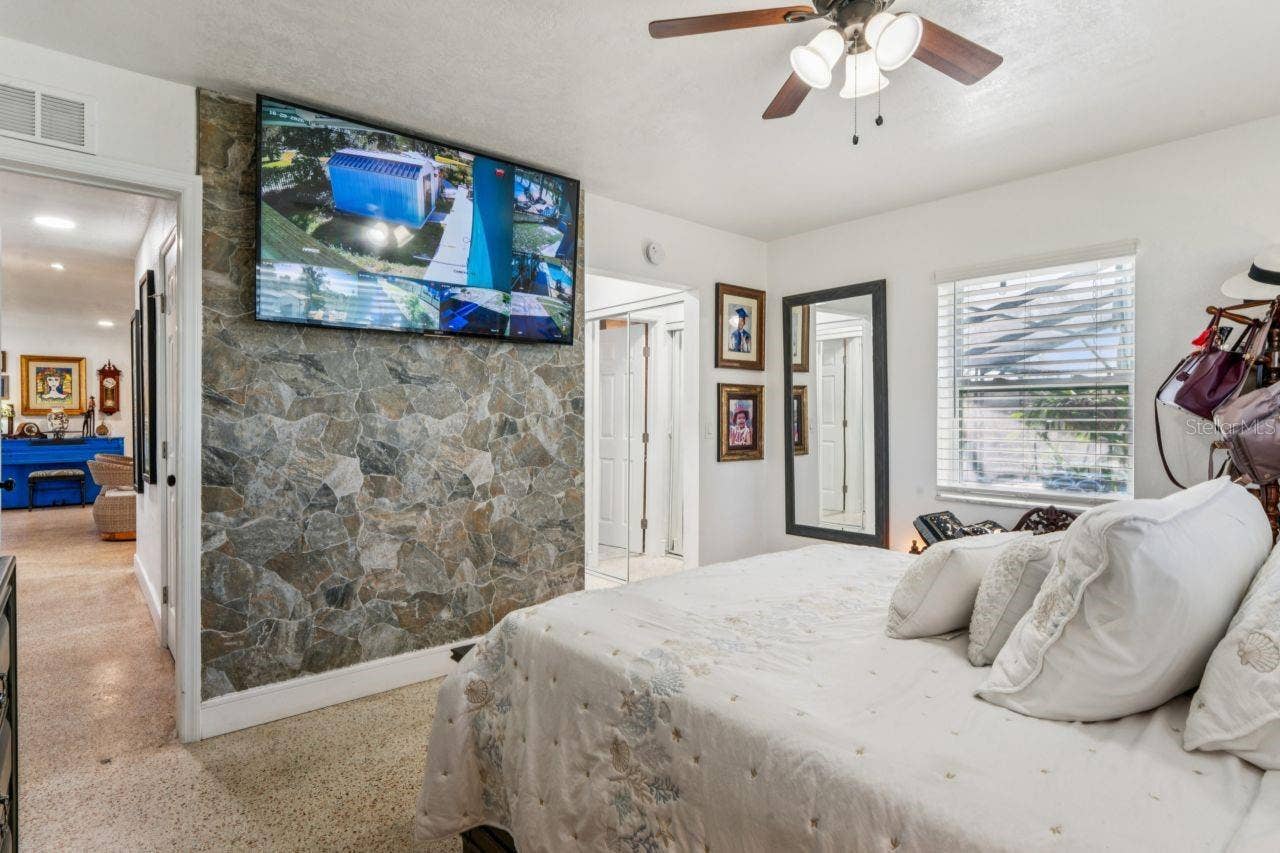 1044 SAVOY COURT, Spring Hill, FL 34606