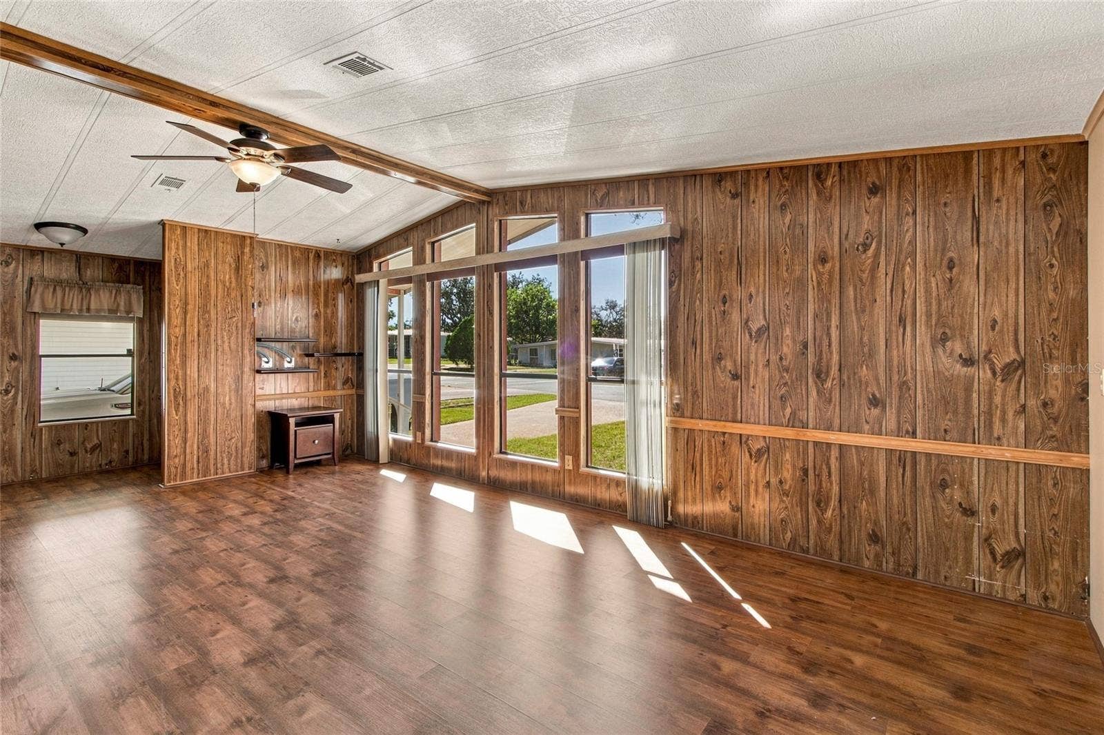 12219 FAIRWAY AVENUE, Brooksville, FL 34613 12219 FAIRWAY AVENUE, Brooksville, FL 34613